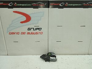 MOTOR ELEVALUNAS DELANTERO DERECHO SKODA