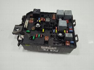 Caja Reles / Fusibles OPEL CORSA E 2016