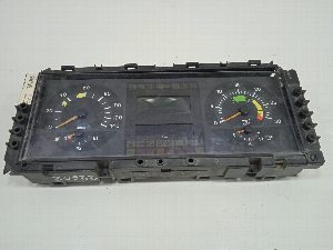 CUADRO INSTRUMENTOS MERCEDES-BENZ