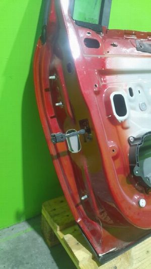 PUERTA DELANTERA DERECHA RENAULT CAPTUR 2019