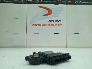 MOTOR ELEVALUNAS DELANTERO IZQUIERDO AUDI A4 AVANT (8E)