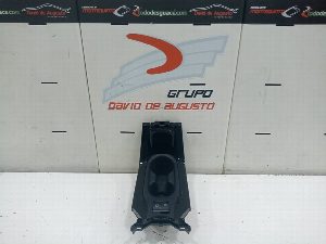 GUARNECIDO CENTRAL TOYOTA COROLLA (210) 2019