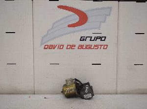 MOTOR LIMPIA DELANTERO NISSAN L - 80 1990