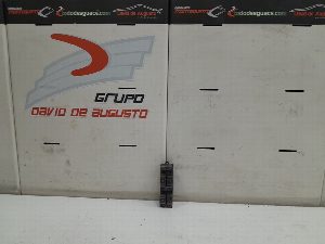 MANDO ELEVALUNAS DELANTERO IZQUIERDO VOLKSWAGEN