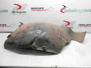 PLASTICO PASO RUEDA DELANTERO DERECHO MERCEDES