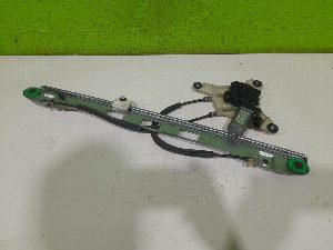 ELEVALUNAS DELANTERO DERECHO RENAULT MASTER KOFFERAUFBAU
