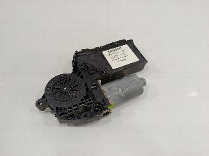 MOTOR ELEVALUNAS DELANTERO DERECHO VOLKSWAGEN