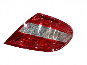 Piloto Trasero Derecho MERCEDES CLASE C (W204) BERLINA